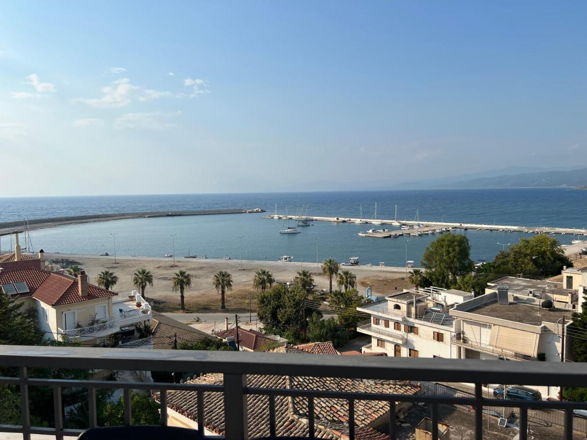 Magical Seaside Town Boutique Apts 2 Kyparissia Exterior photo