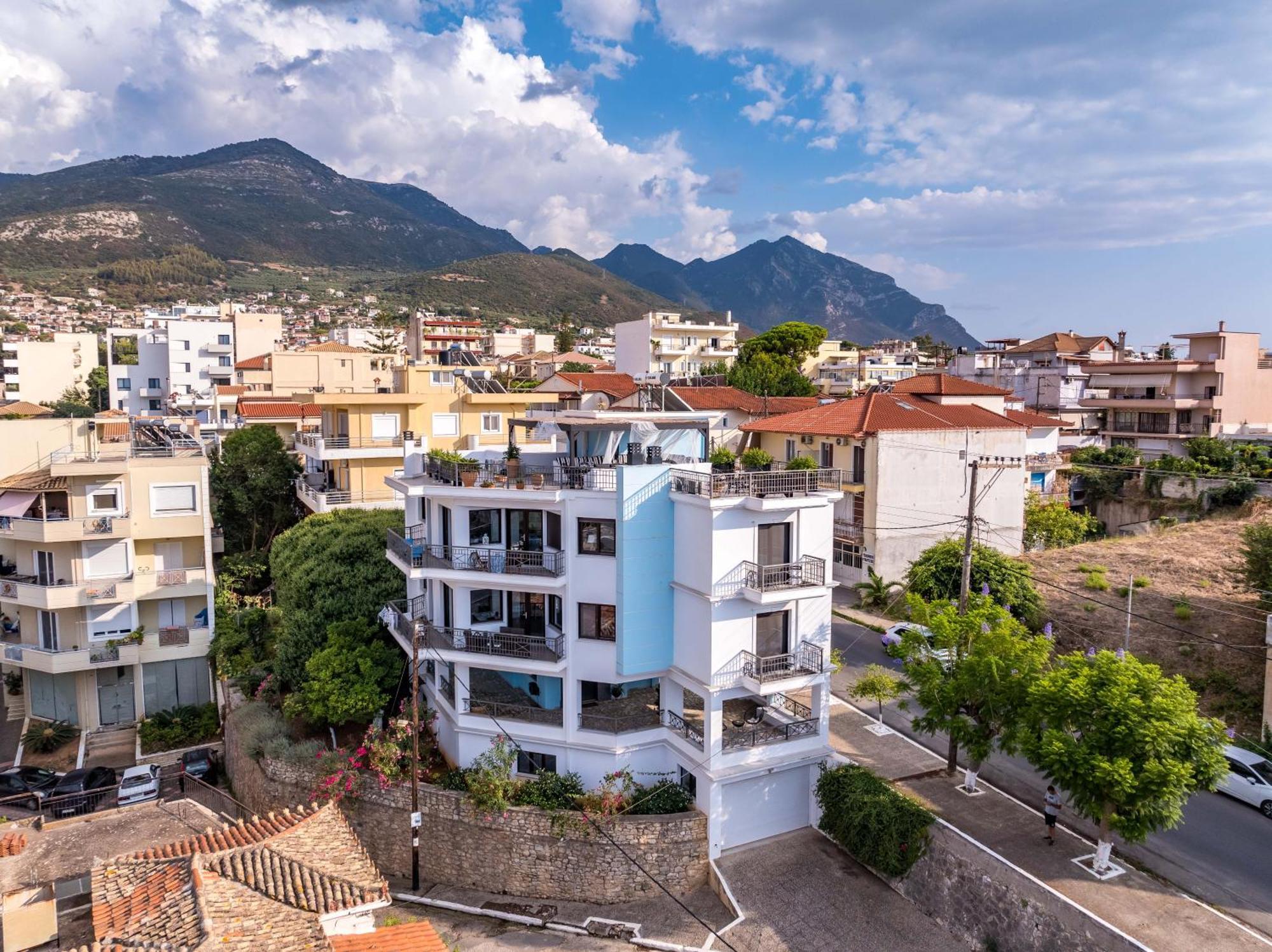 Magical Seaside Town Boutique Apts 2 Kyparissia Exterior photo